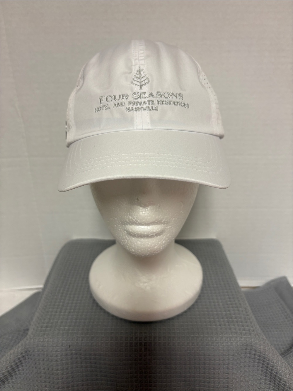 Four Seasons Vimhue Logo Hat